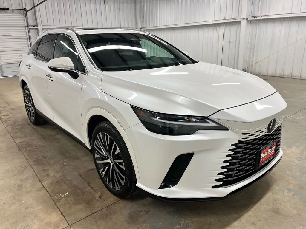Used 2024 White Lexus 350h Premium Plus image 1