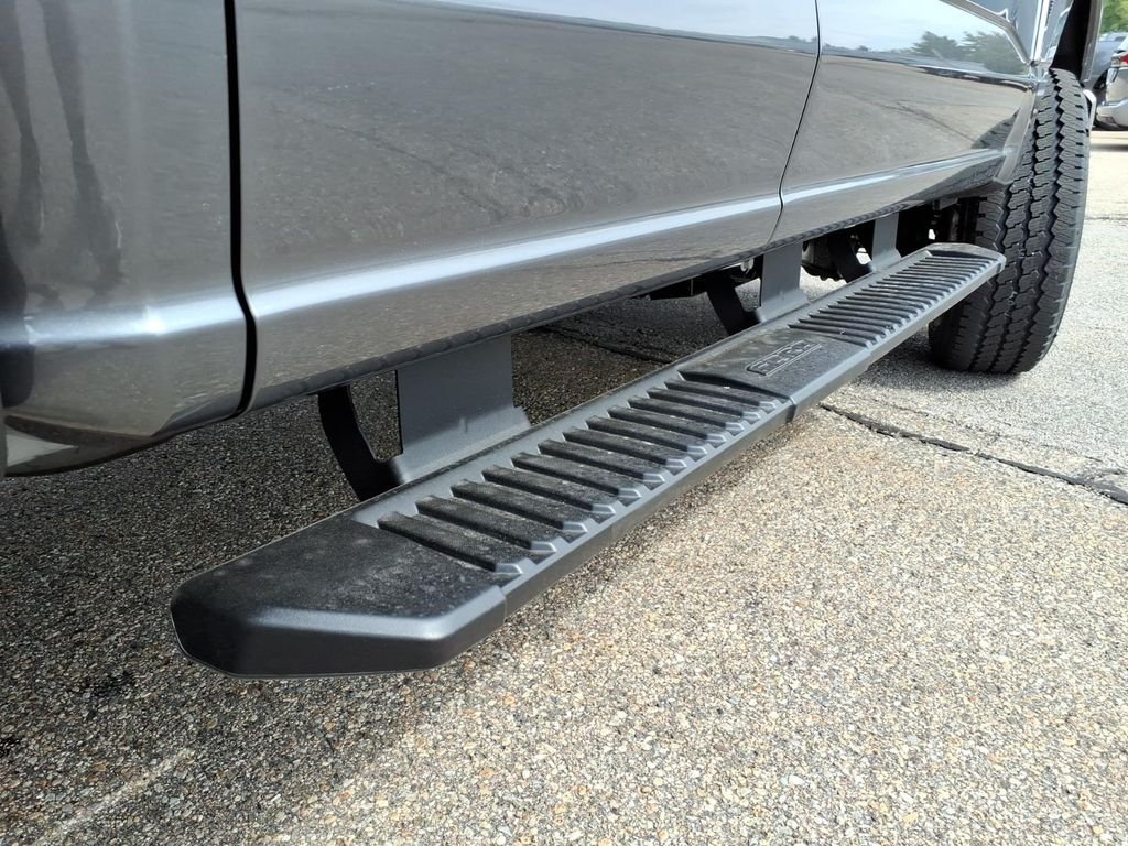 New 2026 Carbonized Gray Metallic Ford F-350® XLT image 12