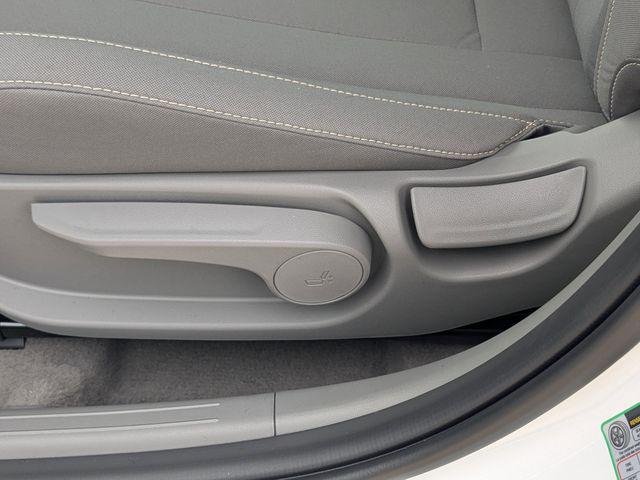 New 2026 White Hyundai SEL Sport Premium image 18