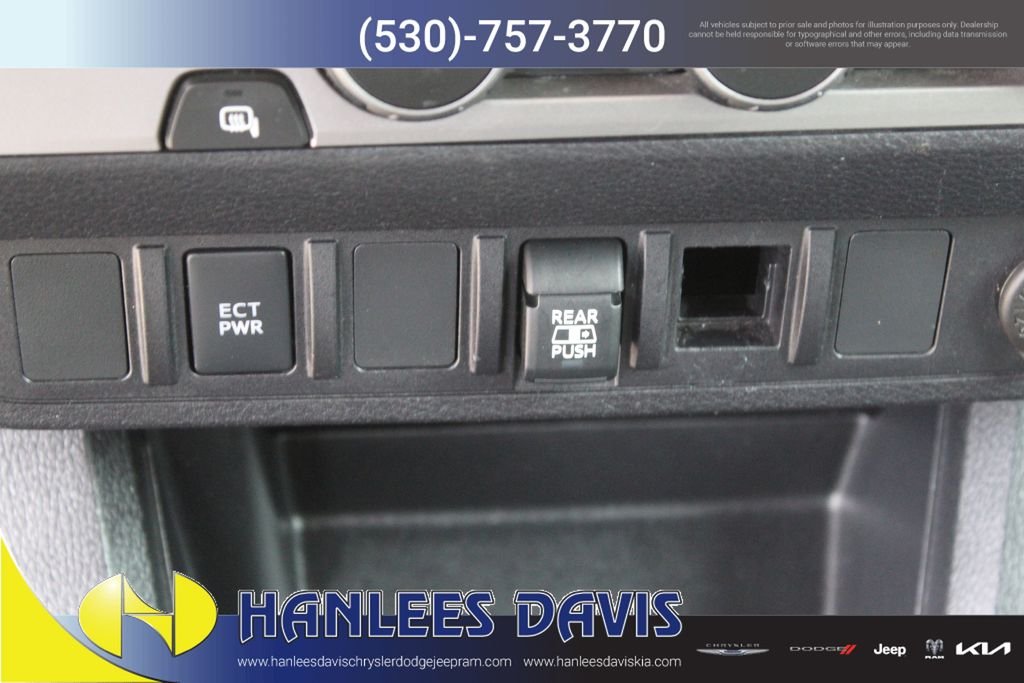 Used 2022 Silver Toyota SR5 image 23