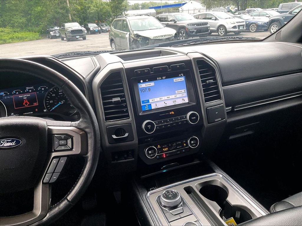 Used 2018 Silver Ford XLT image 19