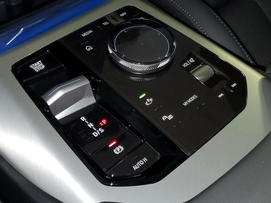New 2026 Beige BMW 30 xDrive image 25