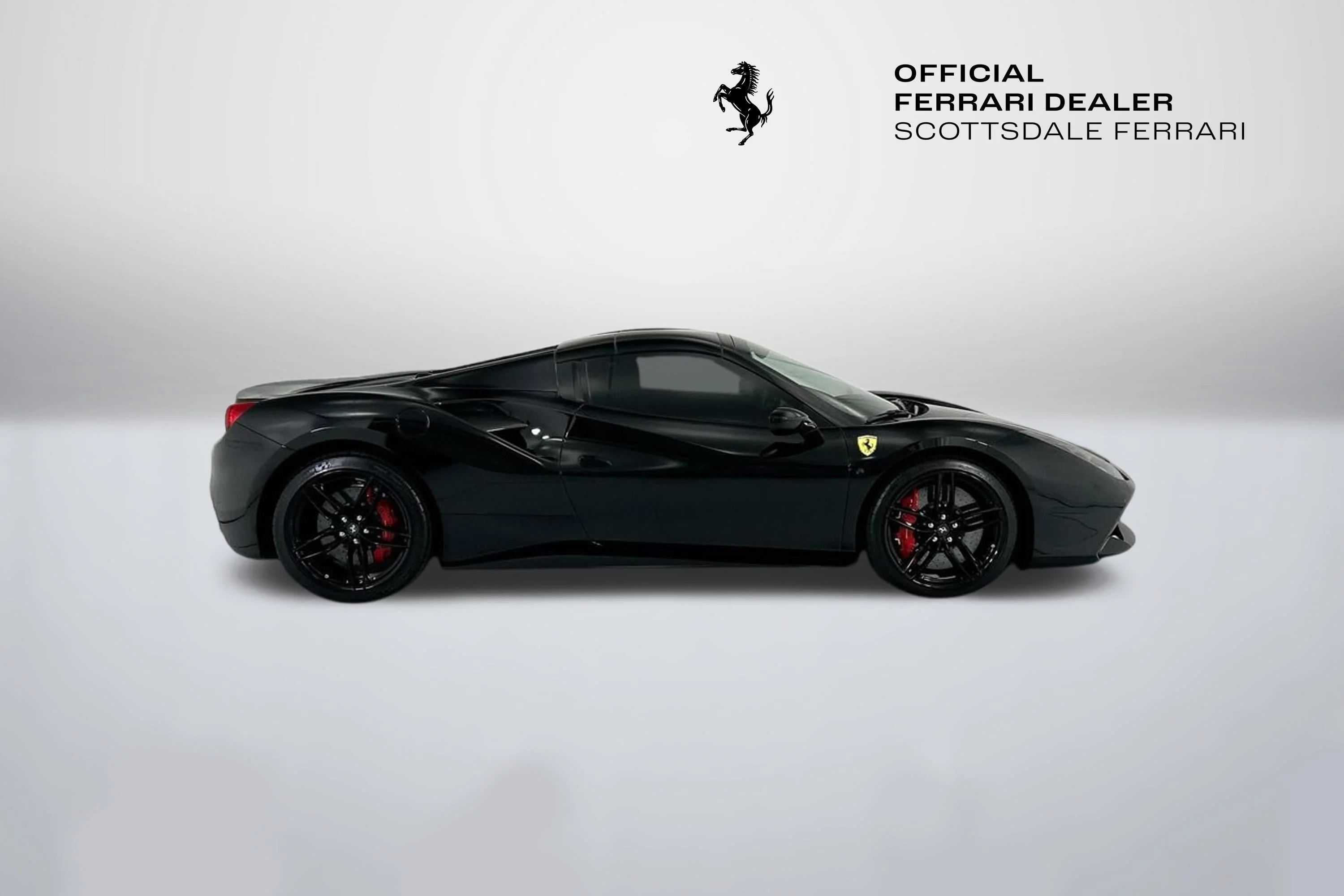 Used 2018 Nero Ferrari  image 12