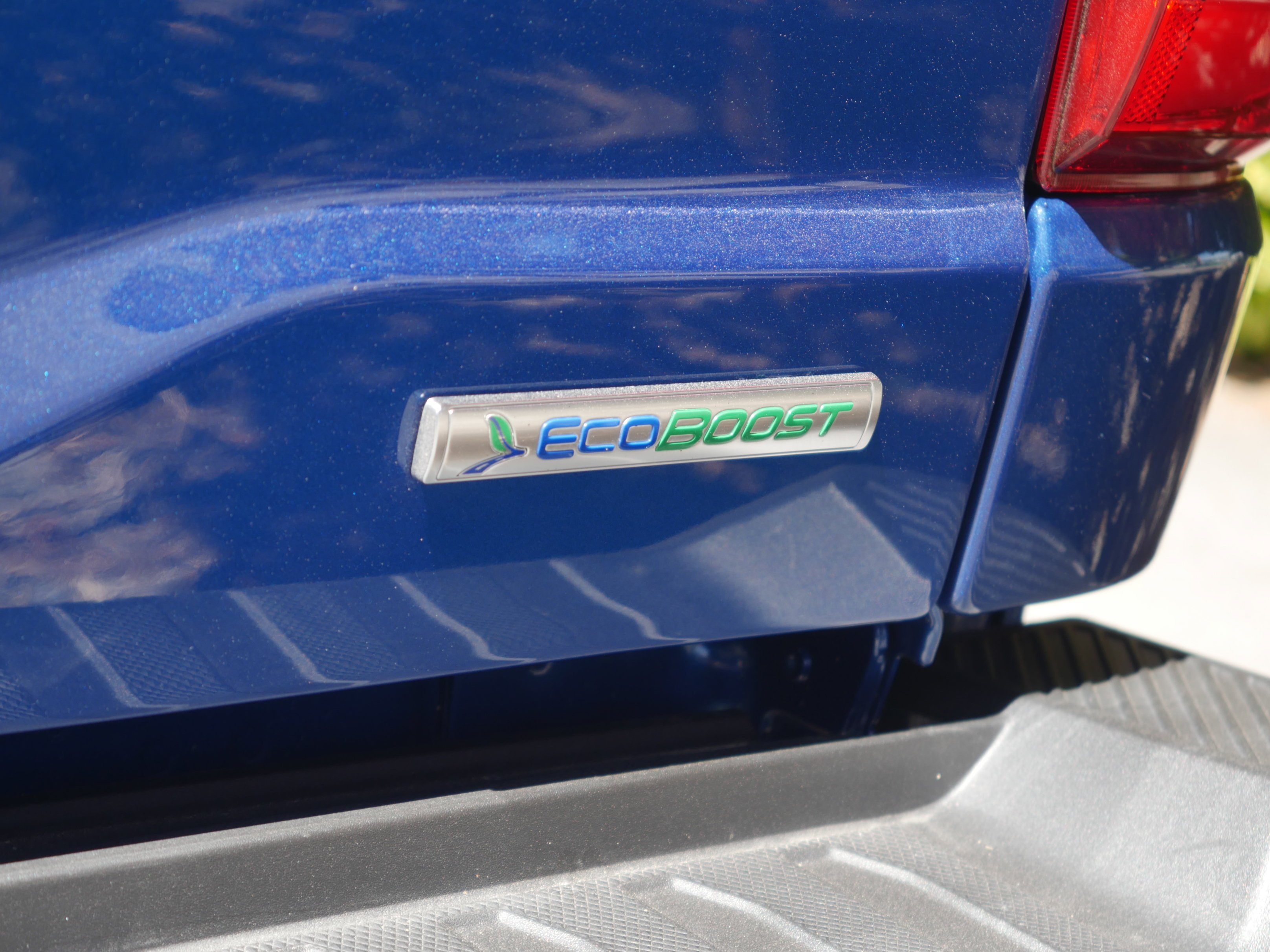Certified Used 2023 Atlas Blue Metallic Ford LARIAT image 22