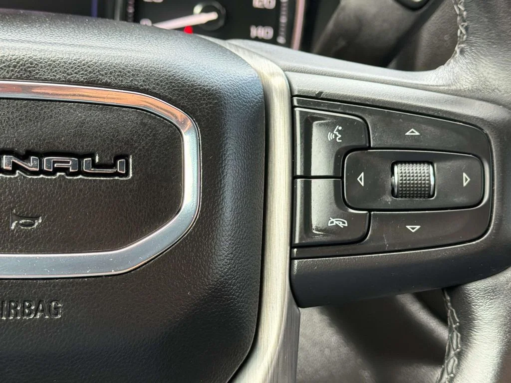 Used 2022 Onyx Black GMC Denali image 14