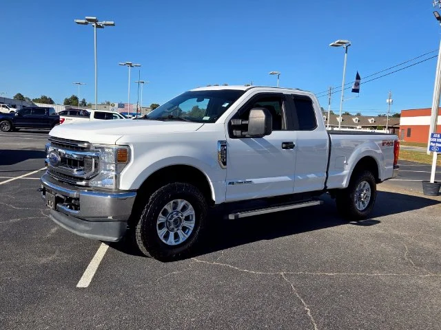 Used 2021 White Ford XL image 3