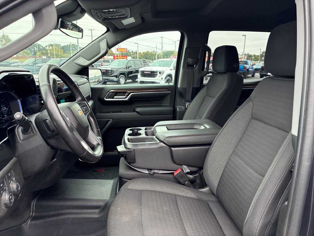 Used 2022 Dark Ash Metallic Chevrolet LT (2FL) image 9