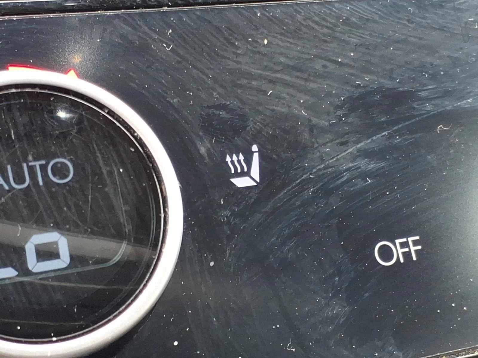 Used 2025 Phantom Black Hyundai SEL image 5