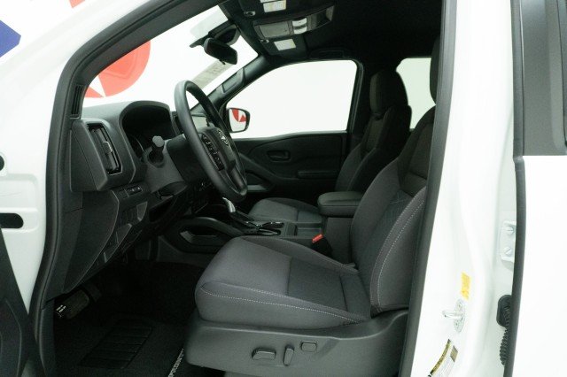 2026 Nissan Frontier SV - Photo 17