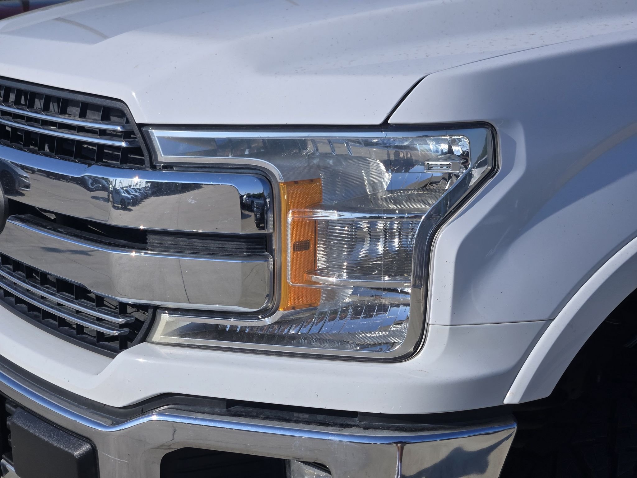 Used 2020 Oxford White Ford LARIAT image 10
