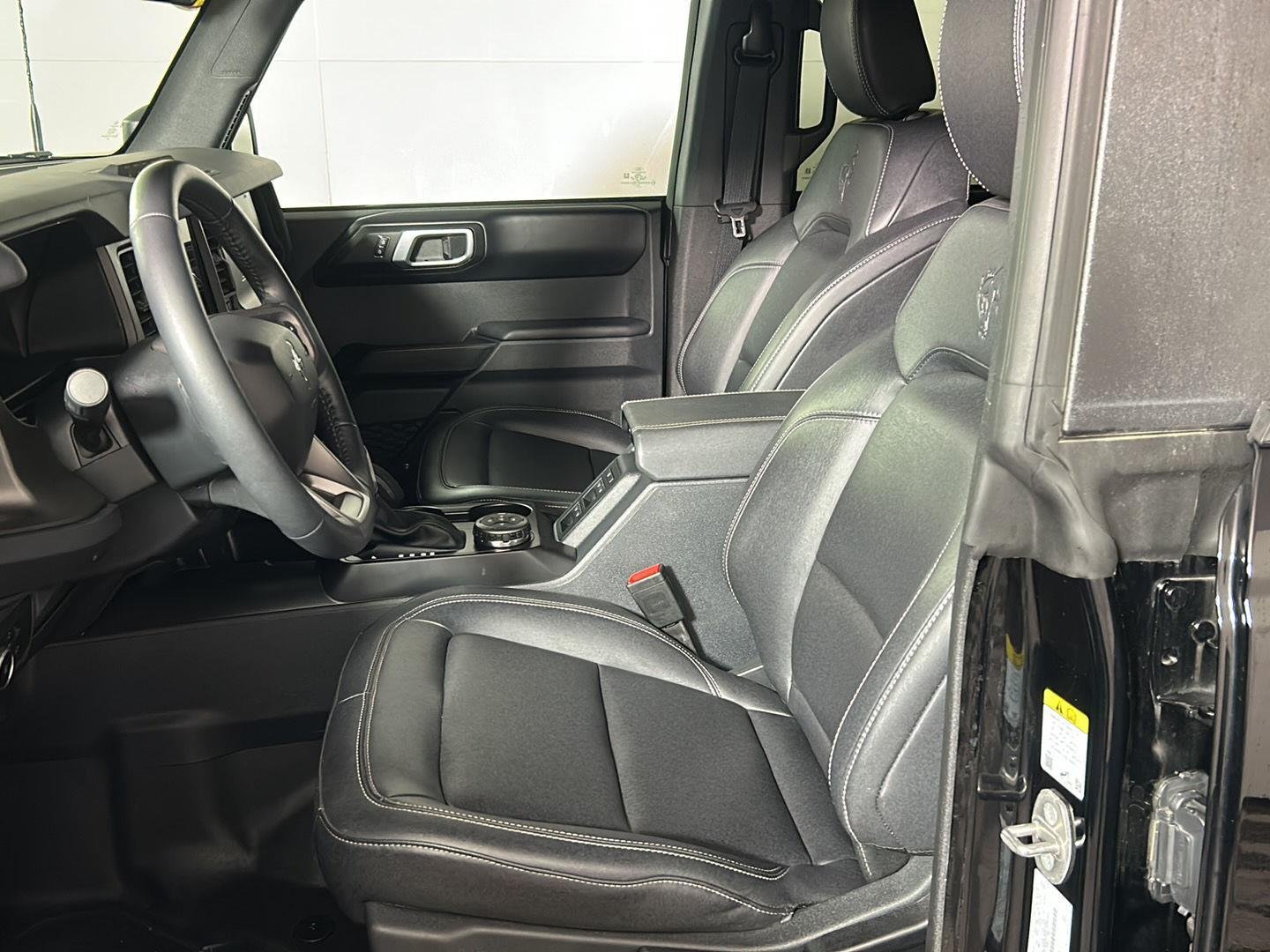 Used 2025 Shadow Black Ford Badlands image 13