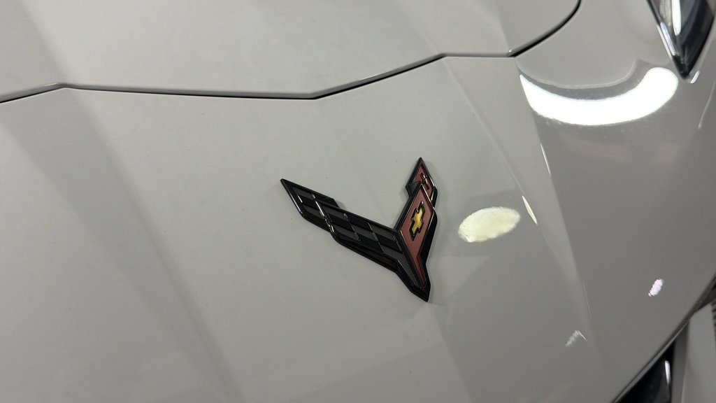 Certified Used 2023 Arctic White Chevrolet 1LT image 36