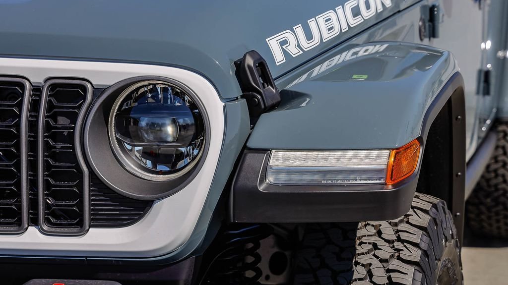 New 2026 Anvil Clear Coat Jeep Rubicon image 5