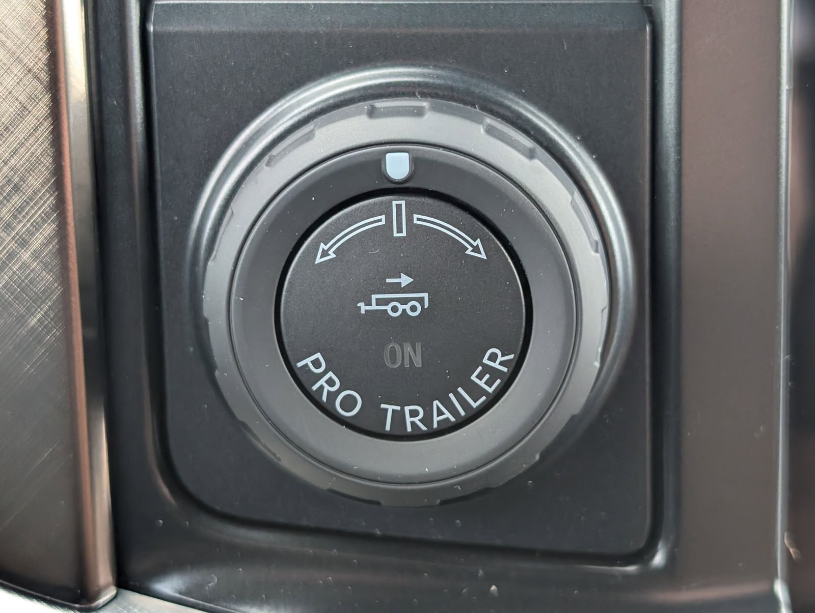 New 2026 Agate Black Metallic Ford King Ranch image 24