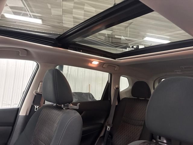 2018 Nissan Rogue SV - Photo 19