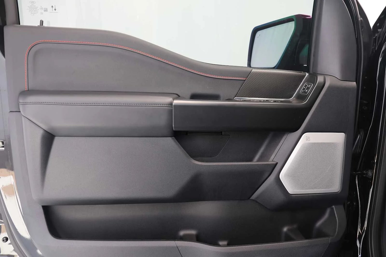 Used 2025 Agate Black Metallic Ford Raptor image 11