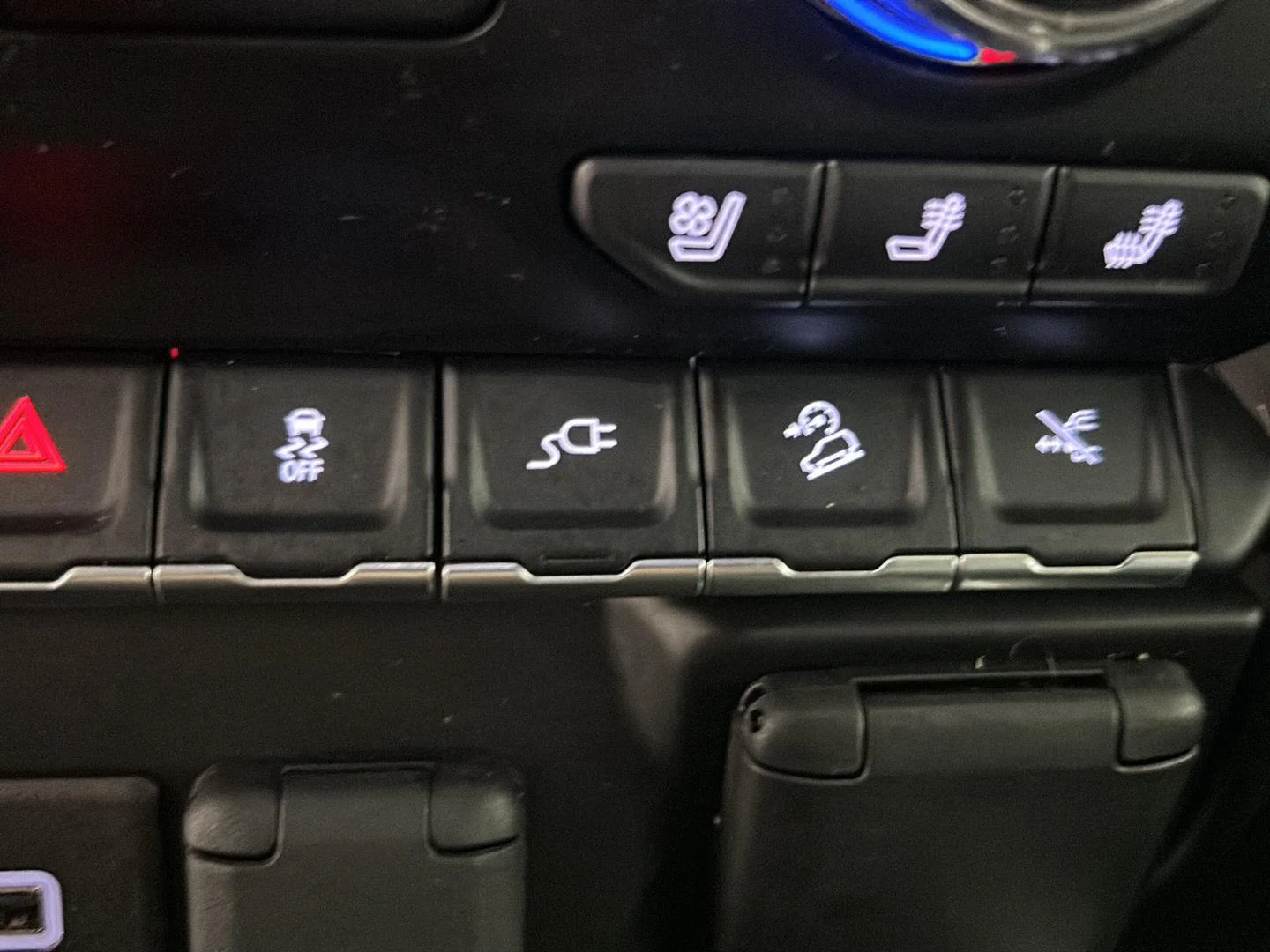 Used 2022 Onyx Black GMC Denali image 32