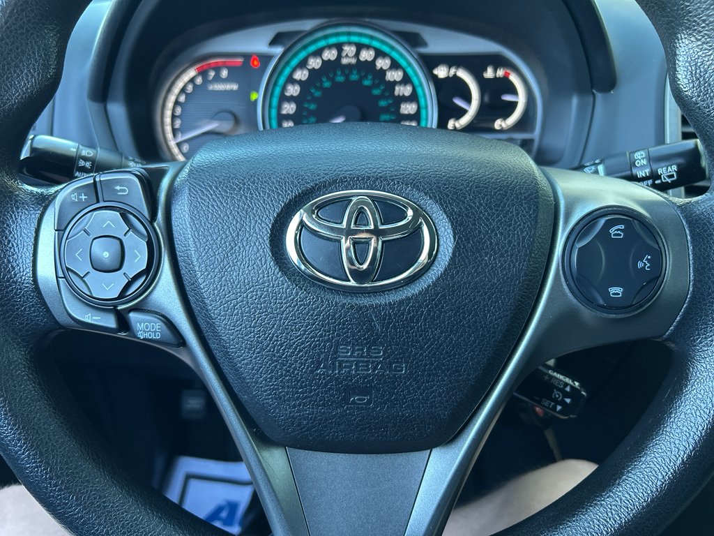 Used 2015 Celestial Silver Metallic Toyota LE image 22