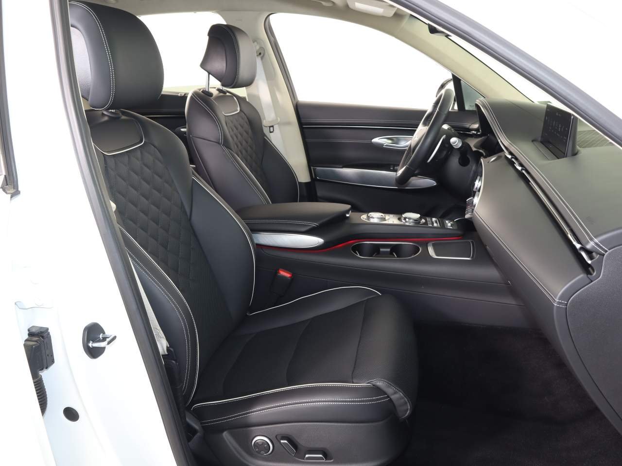 Used 2025 White Genesis Prestige image 15