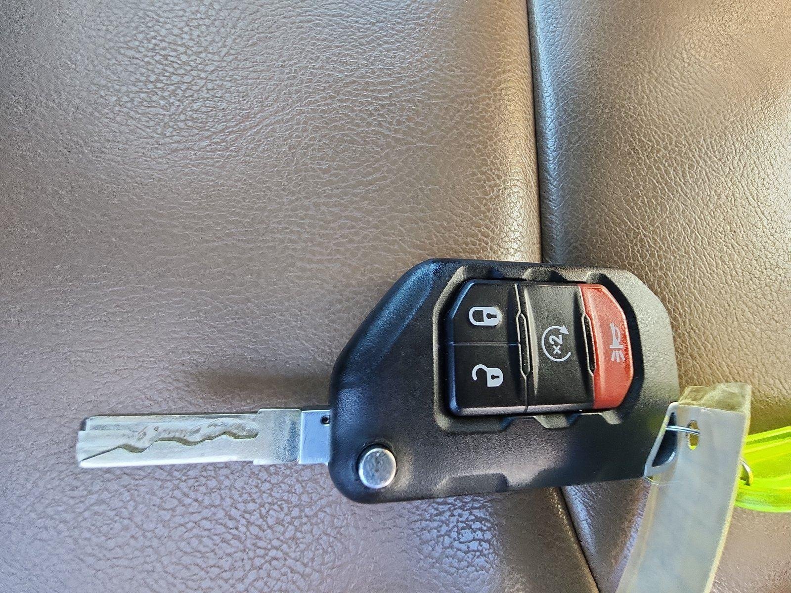 Used 2020  Jeep Rubicon image 26