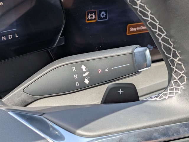 New 2027 Summit White Chevrolet LT image 29