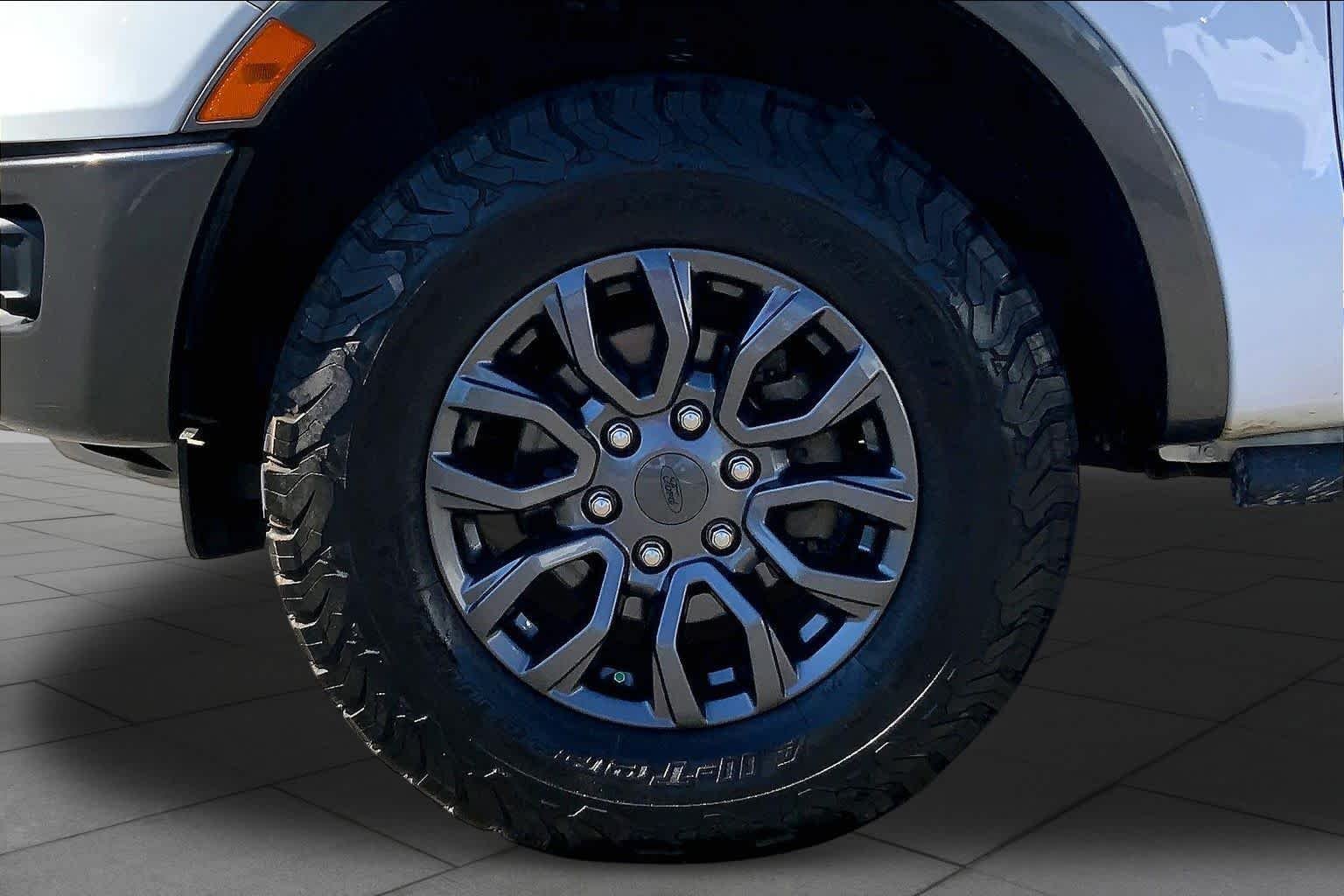 Used 2020 Oxford White Ford XLT image 11