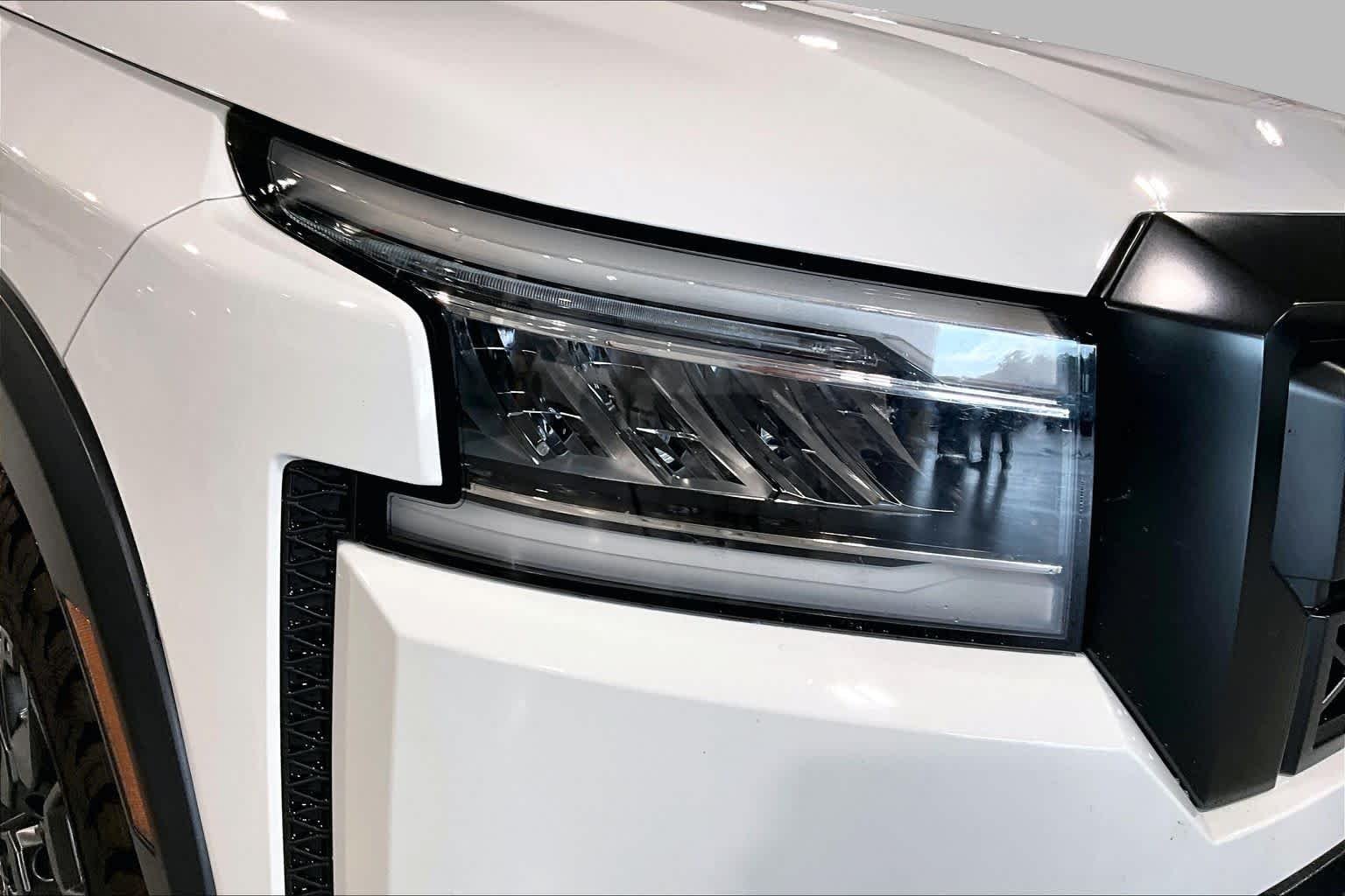 Used 2024 Glacier White Nissan PRO-4X image 26