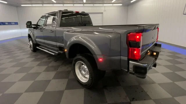 Used 2023 Stone Gray Metallic Ford Lariat image 6