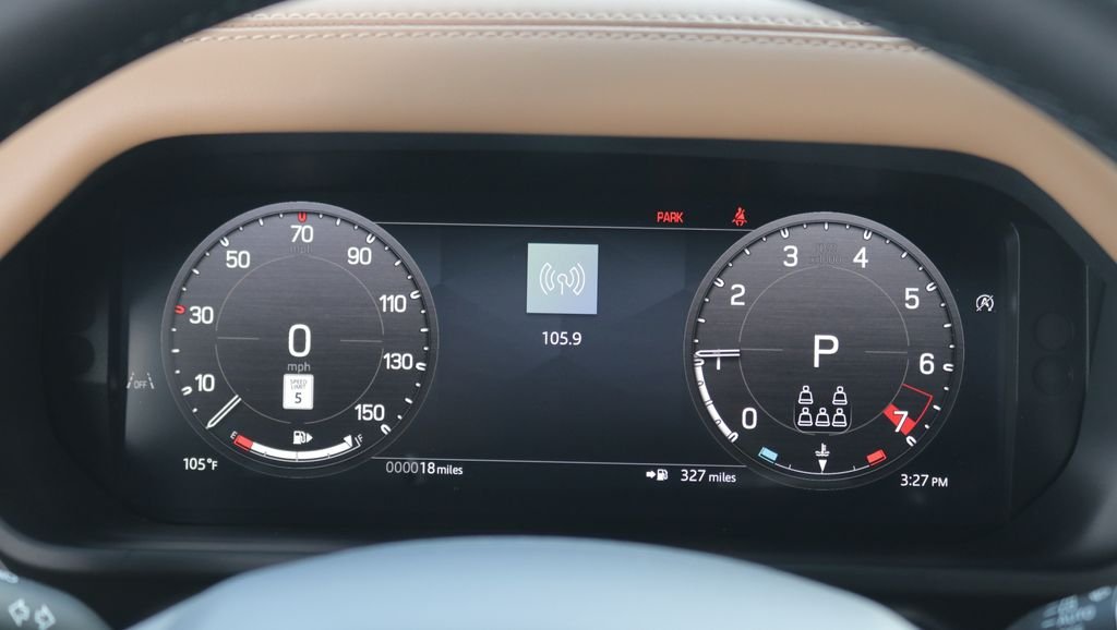 New 2026 Fuji White Land Rover X-Dynamic SE image 22