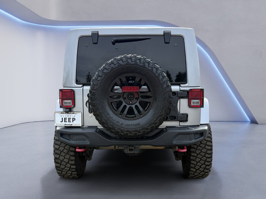Used 2017 Silver Jeep Unlimited Rubicon Recon image 5