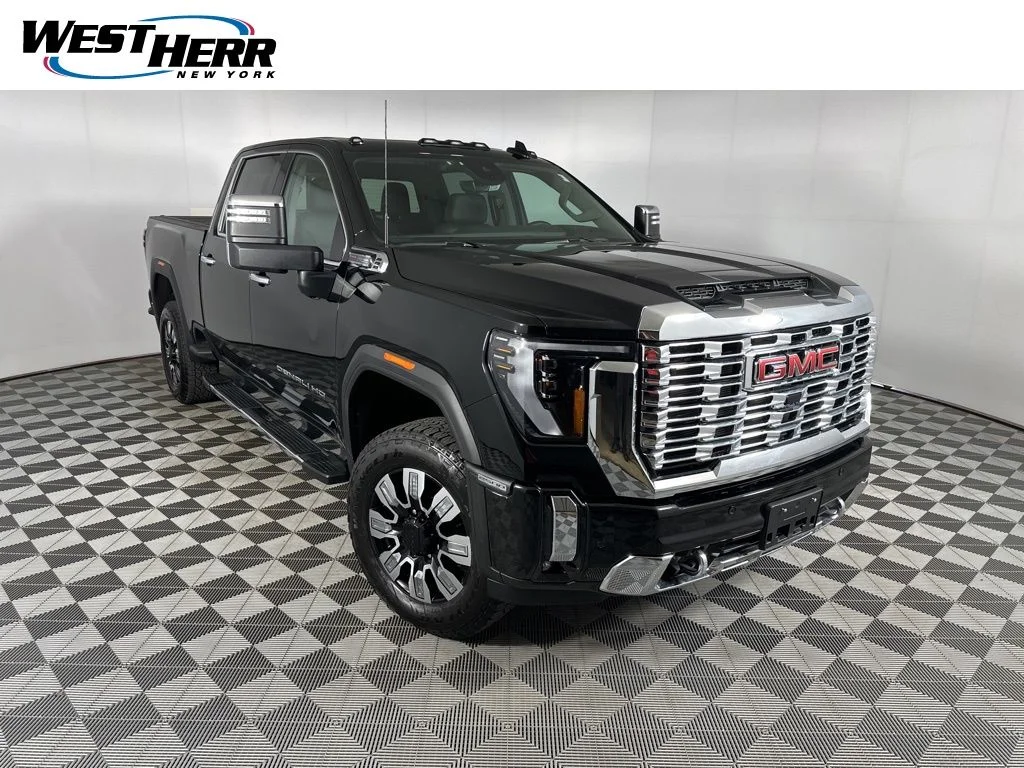 Used 2025 Black GMC Denali image 1