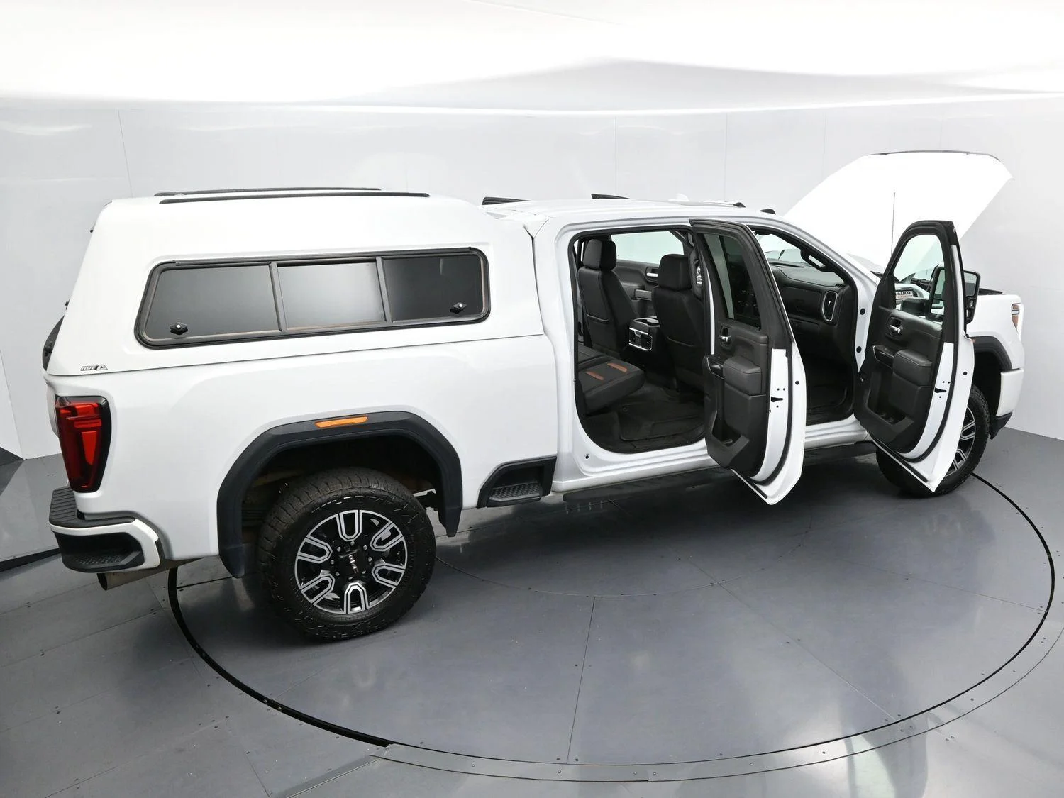 Used 2021 SUMMIT WHITE GMC AT4 image 40