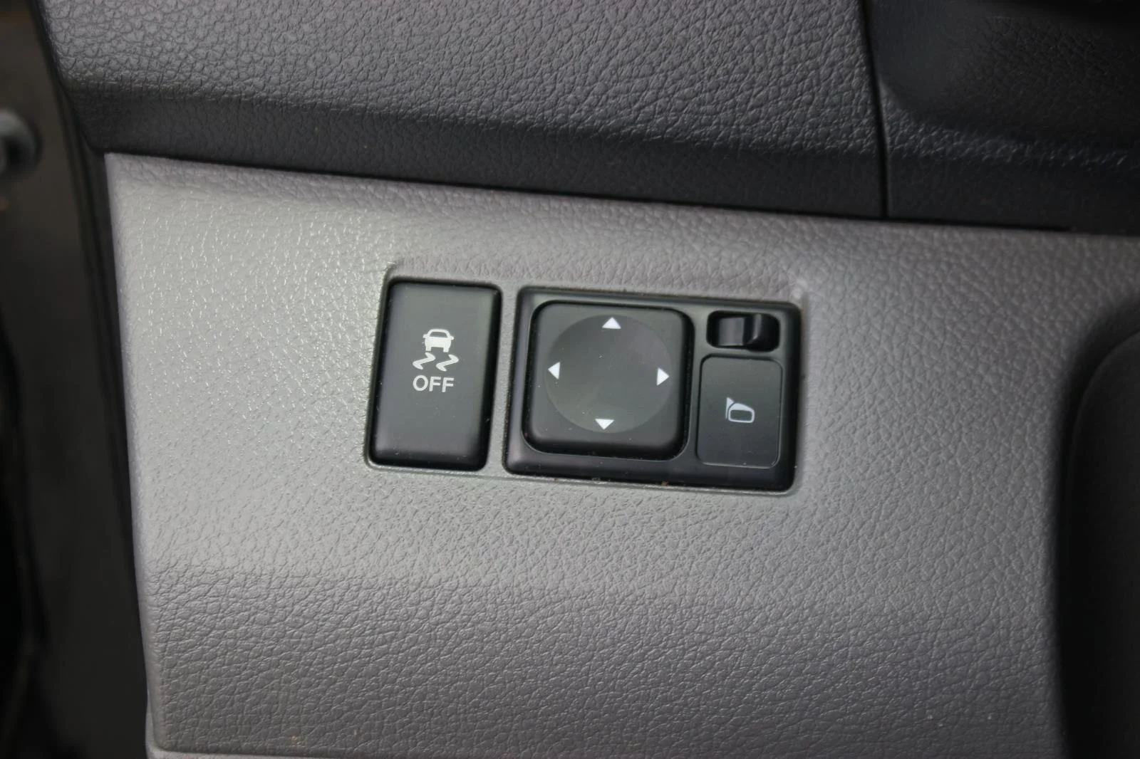 Used 2021 Black Nissan SV image 17