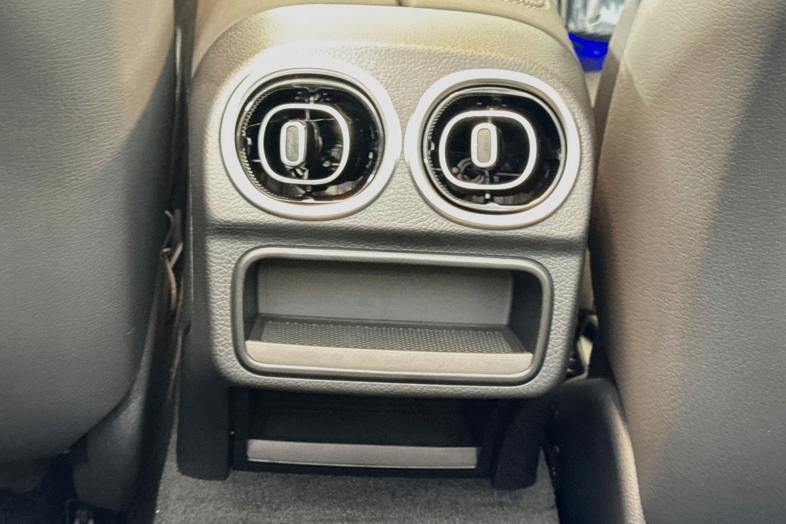 New 2027 MANUFAKTUR exclusive graphite grey magno Mercedes-Benz AMG® CLE 53 image 22