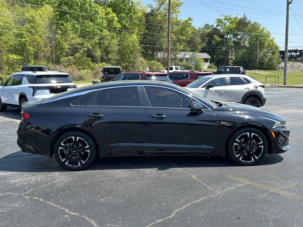 Used 2022 Black Kia GT-Line image 6