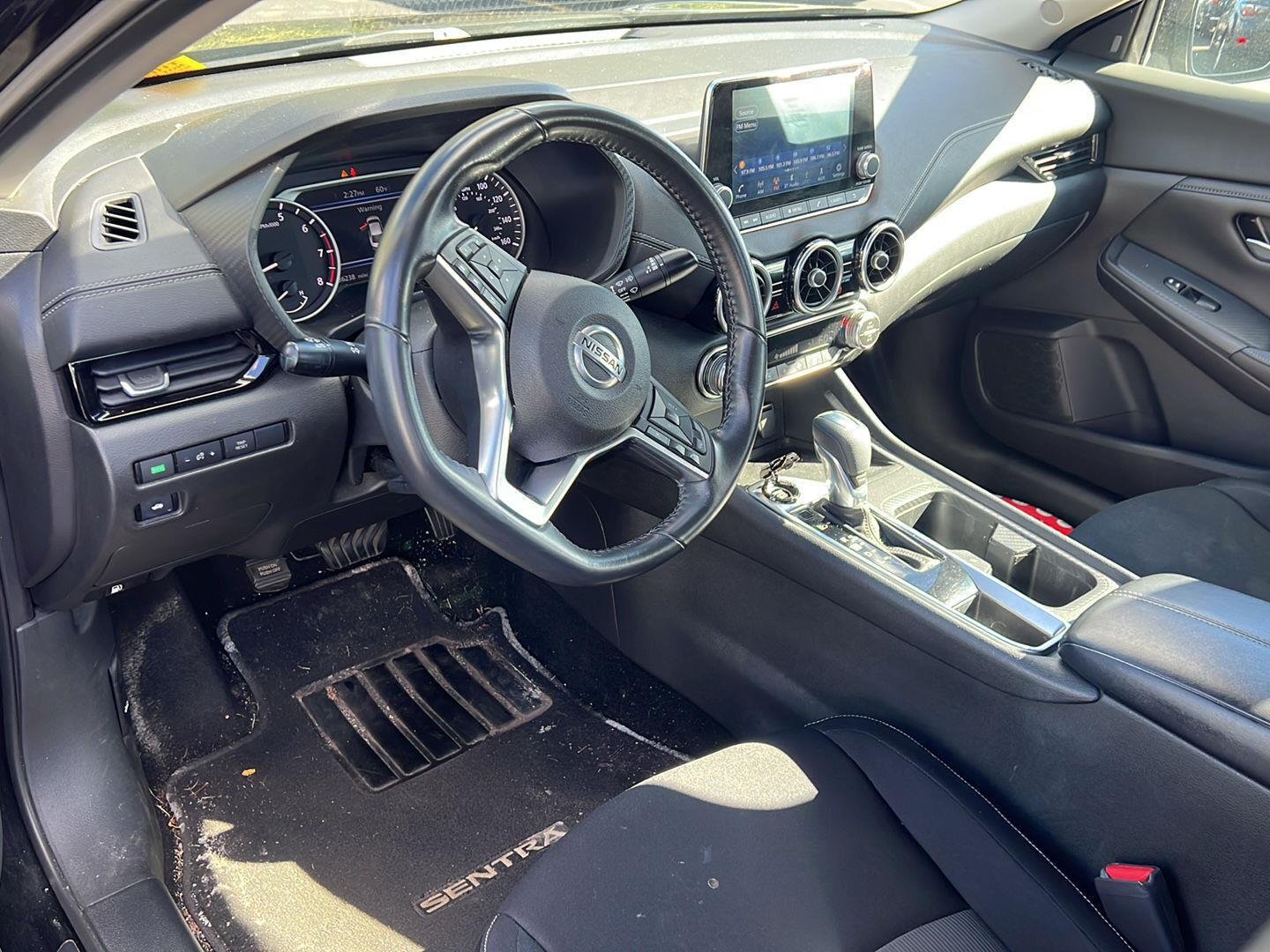 Used 2021 Super Black Nissan SV image 4