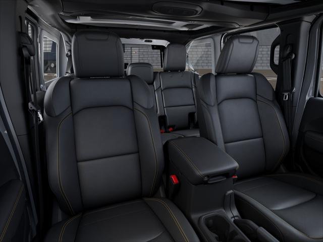 New 2026 Bright White Clear-Coat Exterior Paint Jeep 4-Door Sahara 4x4 image 21