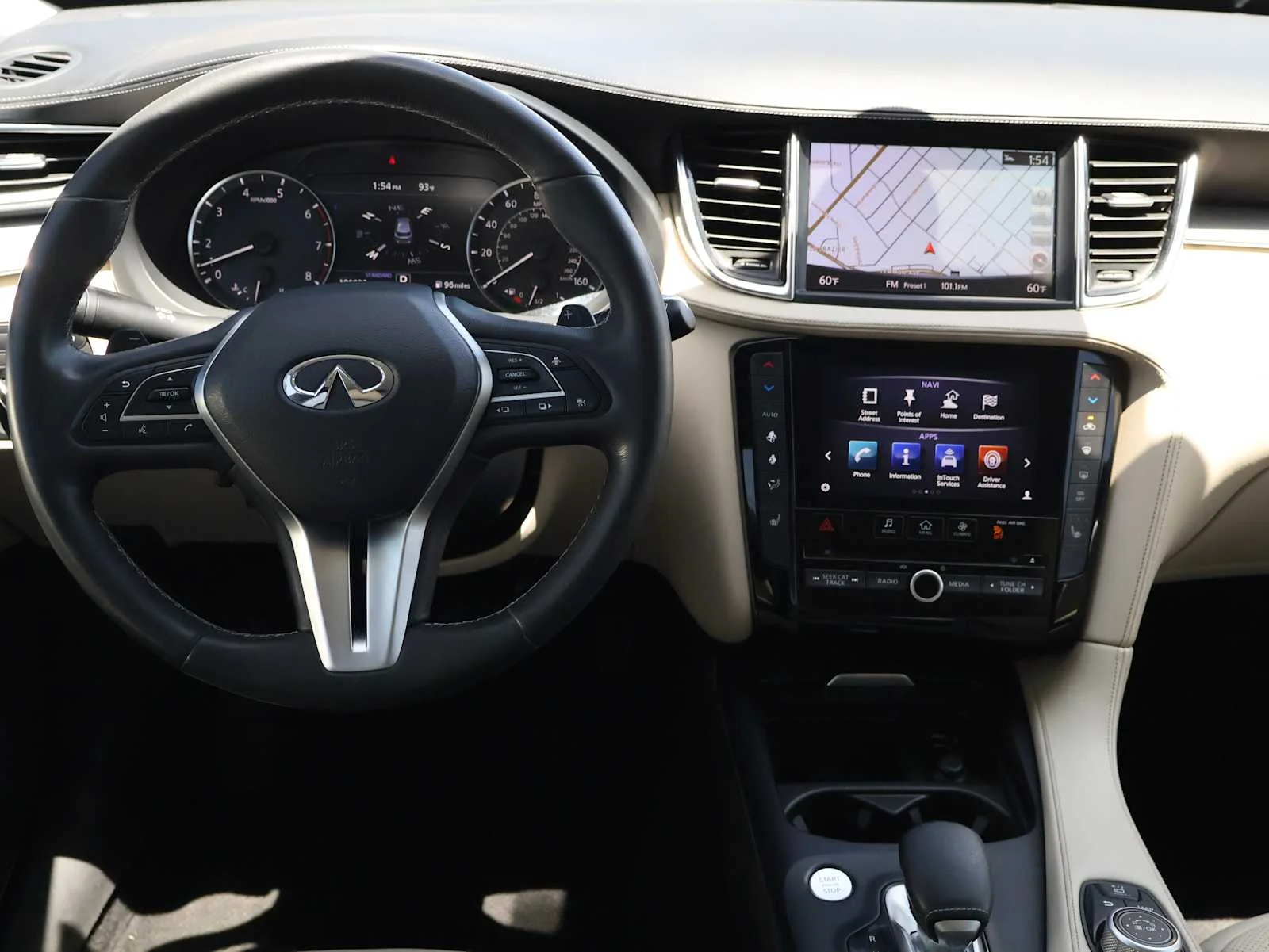 Used 2019 Majestic White INFINITI ESSENTIAL image 27