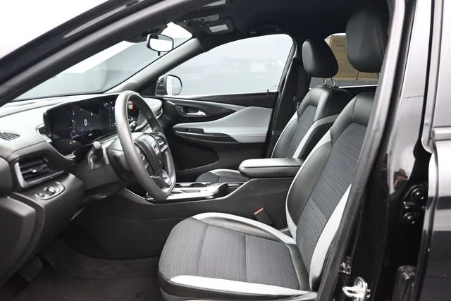 Used 2024 Black Buick Preferred image 6