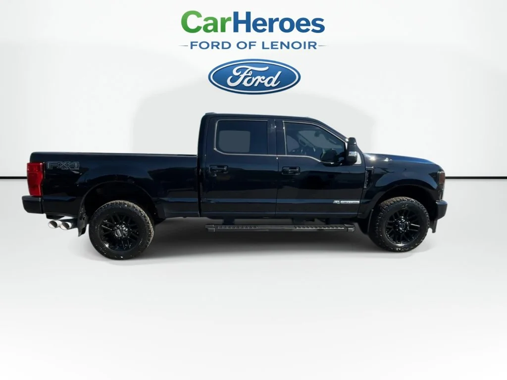 Used 2022 Black Ford Lariat image 9