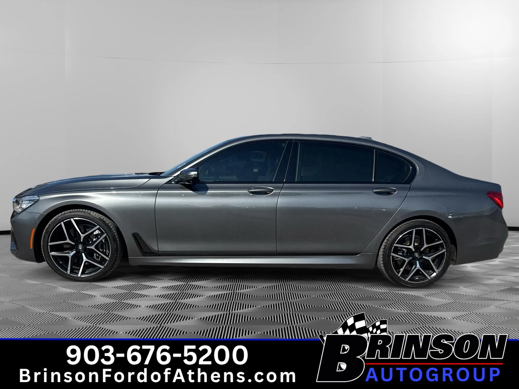 Used 2019 Magellan Gray Metallic BMW 750i image 8