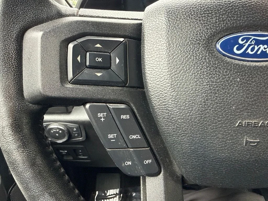 Used 2019 Gray Ford XLT image 22