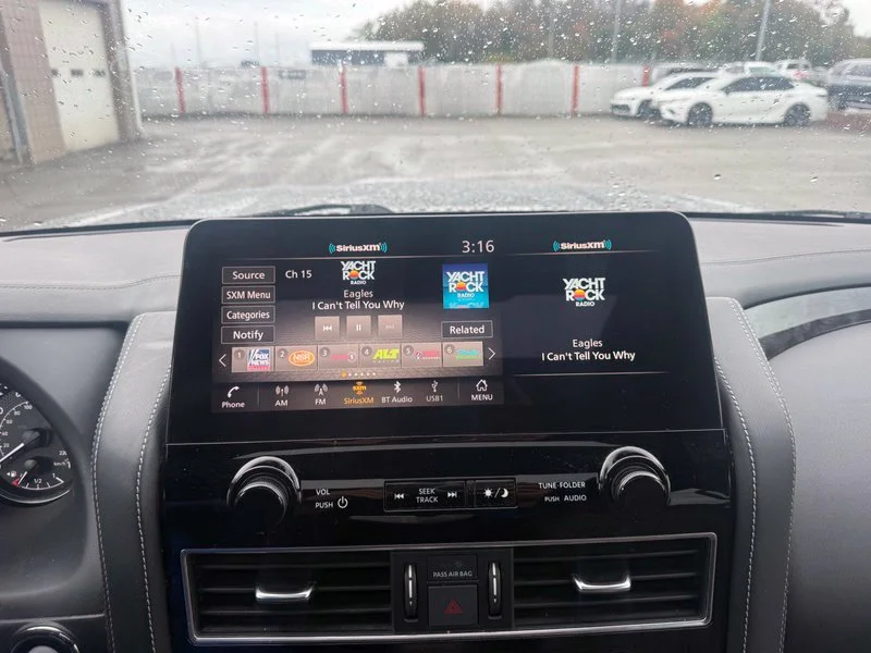 Used 2022 Gray Nissan Platinum image 12