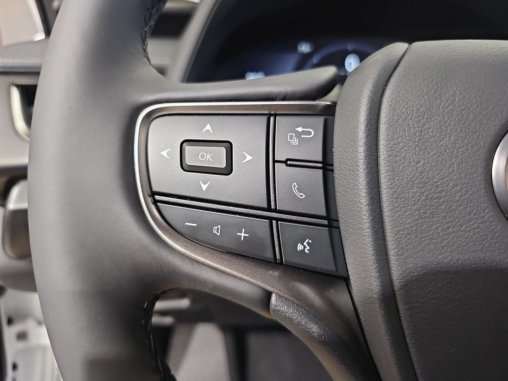 New 2026 Ultra White Lexus PREMIUM AWD image 17
