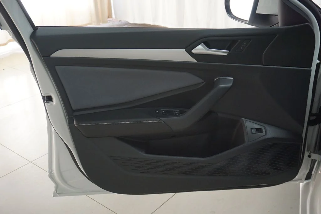 New 2026 Opal White Volkswagen 1.5T SE image 21