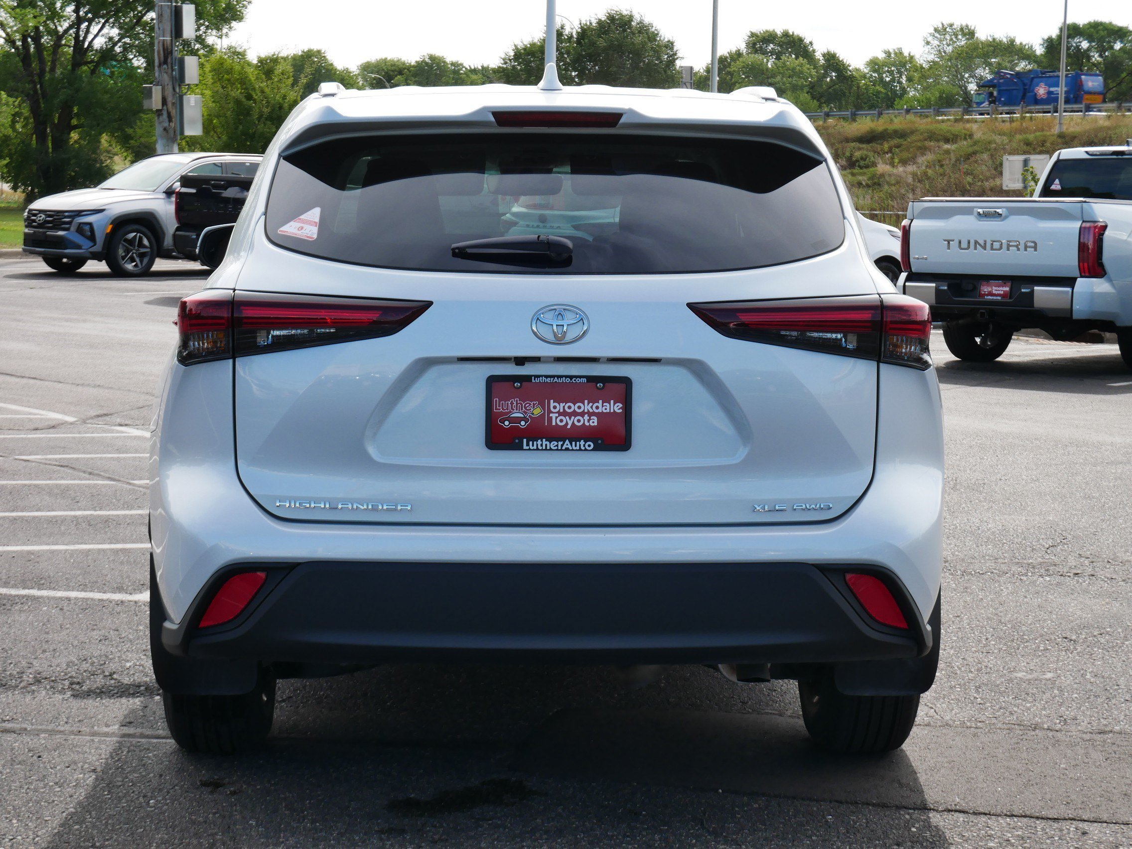 Certified Used 2026 Wind Chill Pearl Toyota XLE image 6