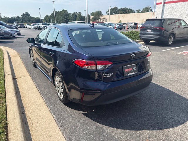 Used 2025  Toyota LE image 5