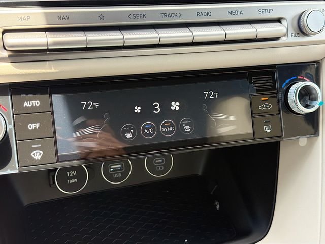 New 2026 White Genesis 2.5T image 16