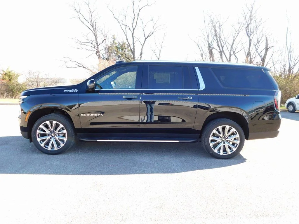 2025 Chevrolet Suburban High Country - Photo 6