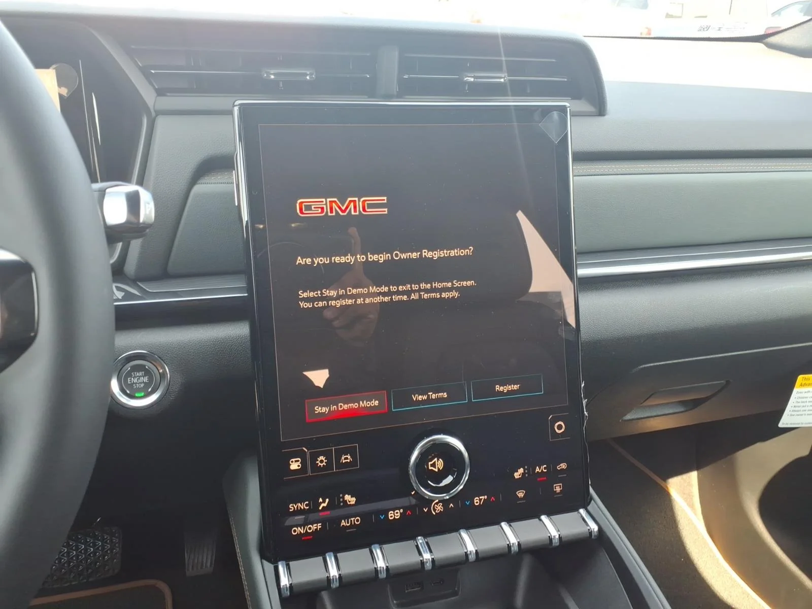 2027 GMC Terrain AT4 - Photo 17